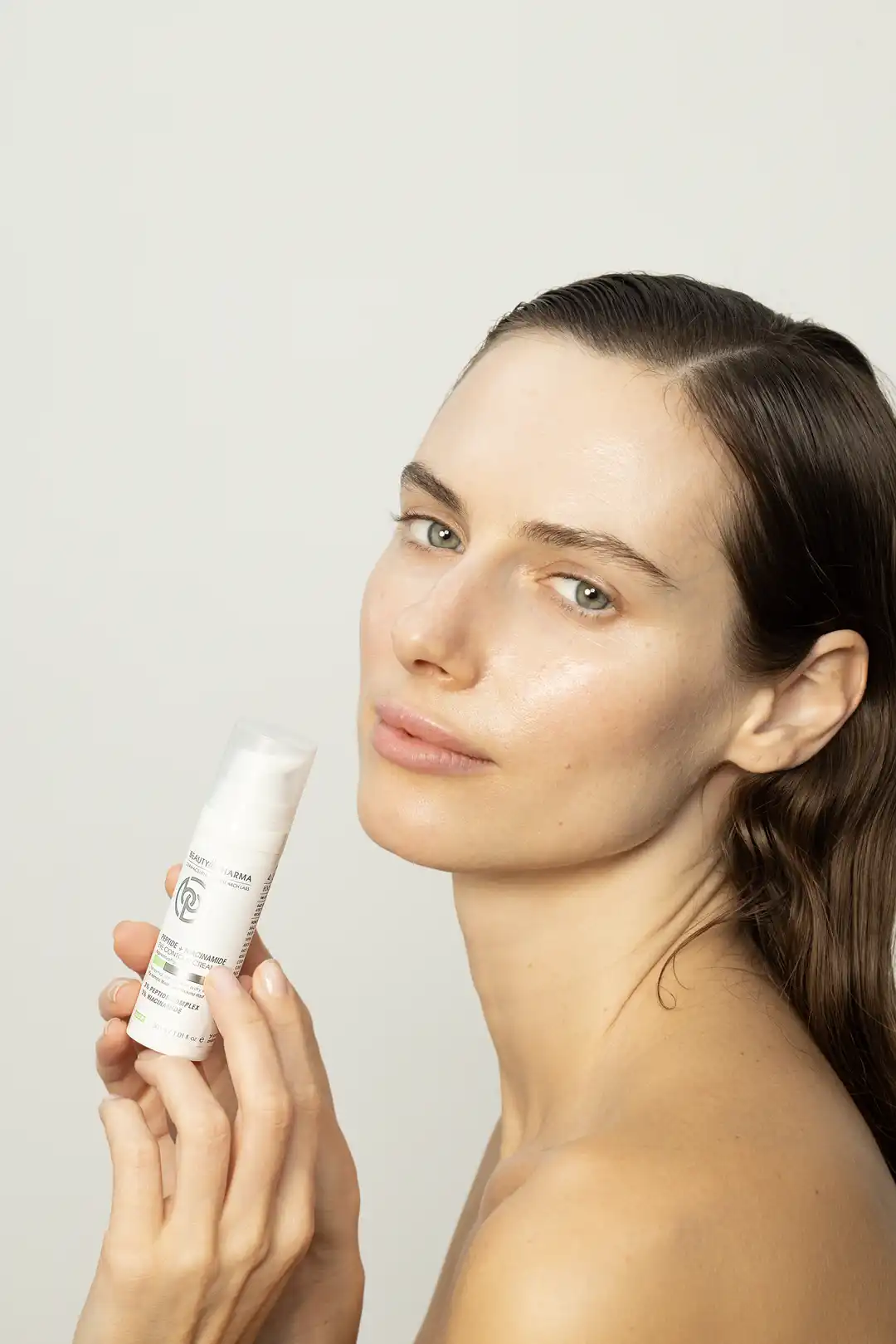 PEPTIDE + NIACINAMIDE EYE CONTOUR CREAM thumbnail 4