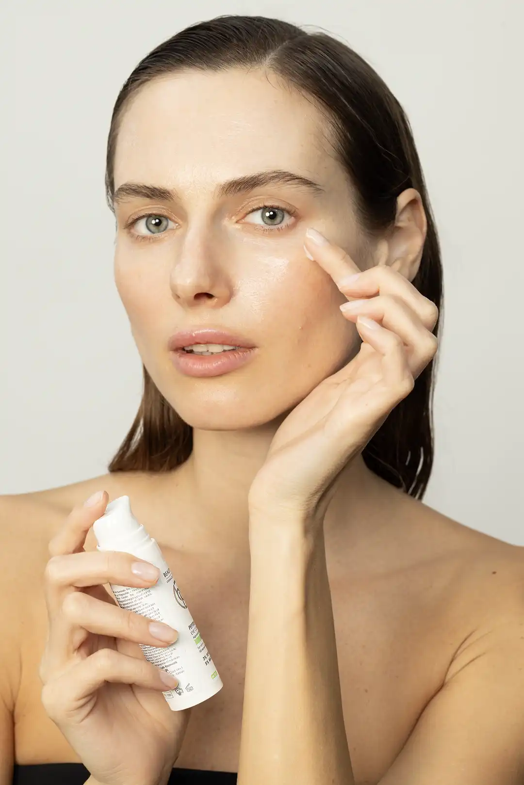 PEPTIDE + NIACINAMIDE EYE CONTOUR CREAM thumbnail 6