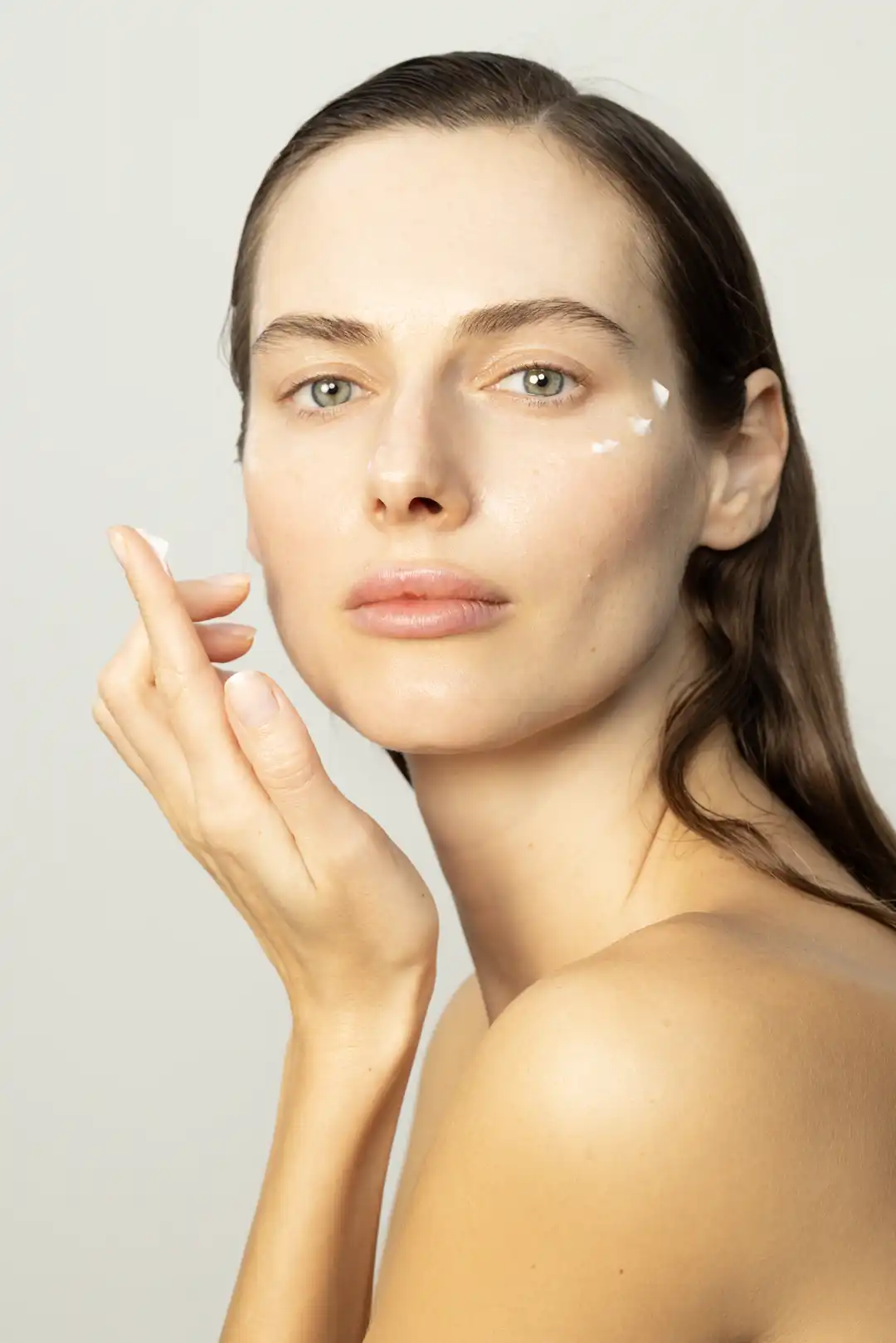 PEPTIDE + NIACINAMIDE EYE CONTOUR CREAM thumbnail 9